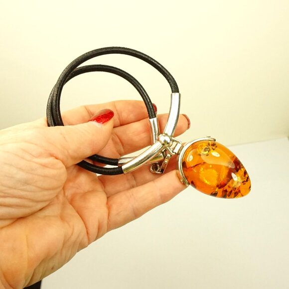Big AMBER PENDANT With Black Leather Cord Set In 925 Silver Artisan Made Gift - Picture 9 of 15